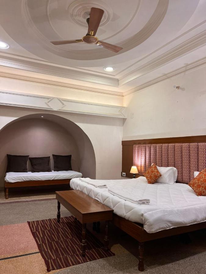 Aavaa Shanti Niwas Varanasi Exterior foto