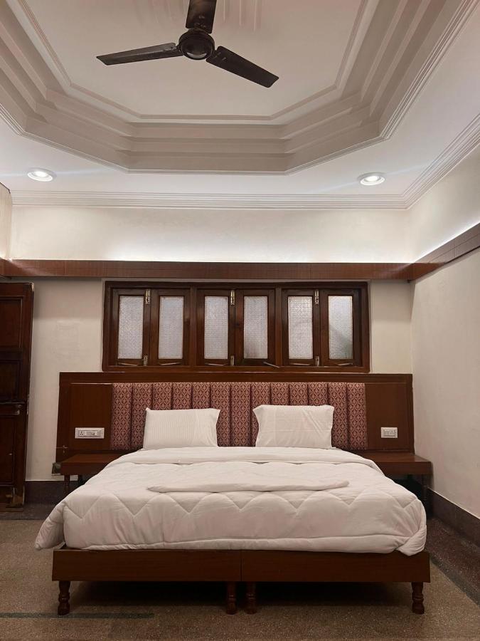 Aavaa Shanti Niwas Varanasi Exterior foto